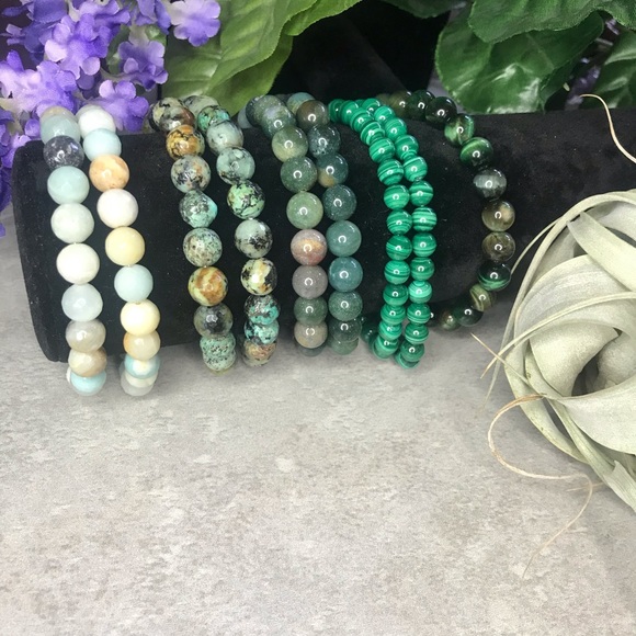 Last one - African Turquoise crystal/gemstone bracelet - Picture 3 of 5